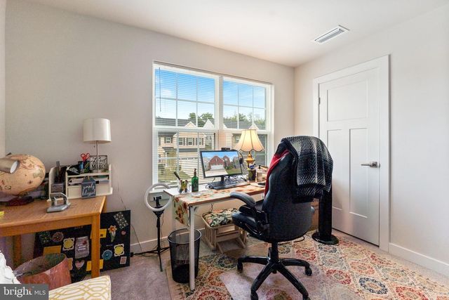 15542 N TWIN RIVER CIR, Bowie, MD 20716
