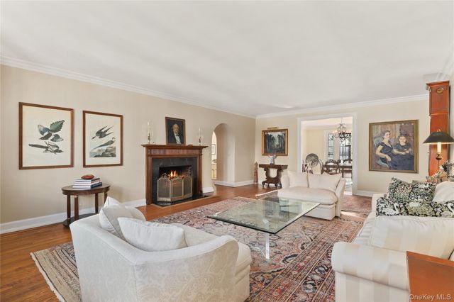 6 Brooklands 2D, Bronxville, NY 10708