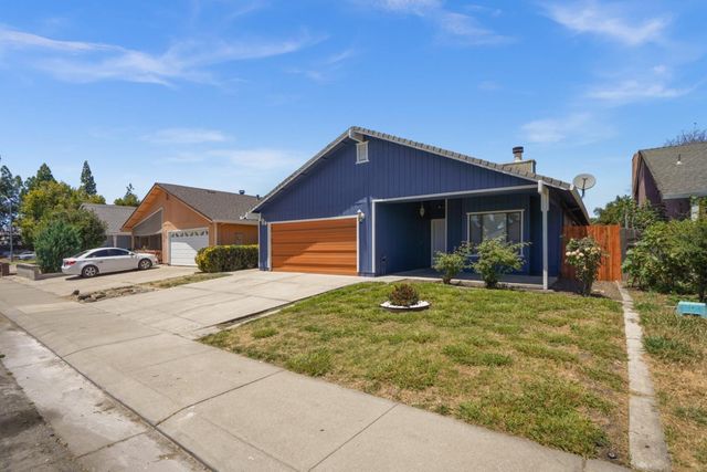 1927 Montauban Court, Stockton, CA 95210
