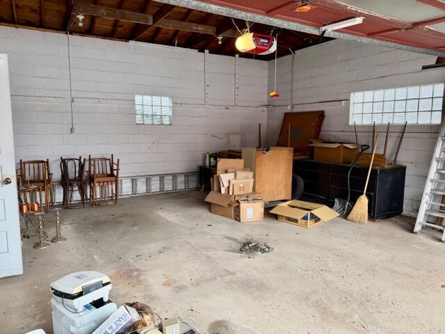 6797 Adams Street, Merrillville, IN 46410