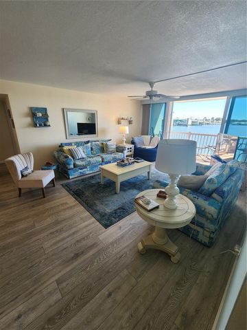 500 TREASURE ISLAND CAUSEWAY 211, Treasure Island, FL 33706