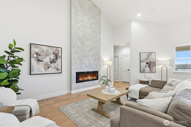 11324 73rd Avenue NE, Arlington, WA 98223