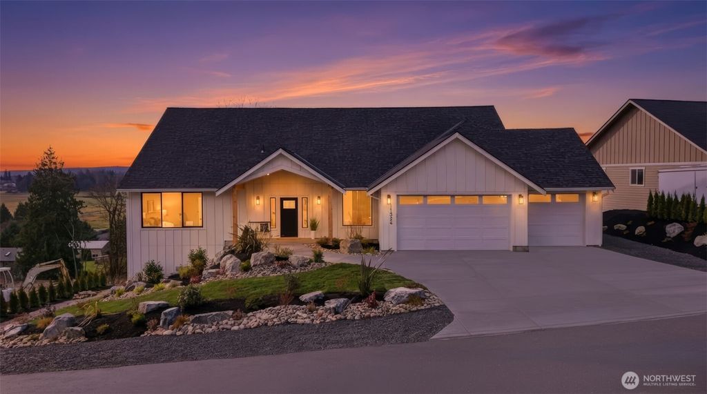 11324 73rd Avenue NE, Arlington, WA 98223