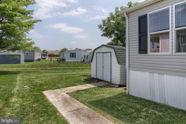 154 W SPRUCE ST, Palmyra, PA 17078