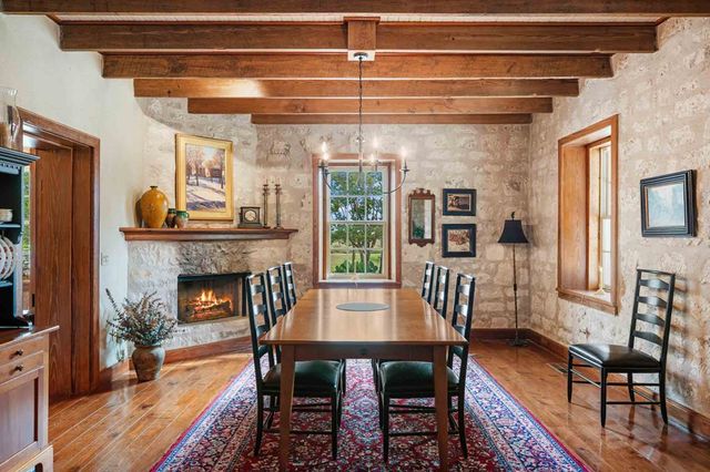 6754 N Grape Creek Rd., Fredericksburg, TX 78625