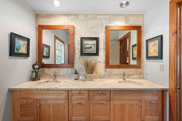 6754 N Grape Creek Rd., Fredericksburg, TX 78625