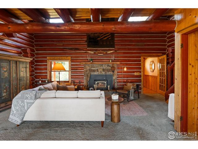 79 Weaver Dr, Boulder, CO 80302