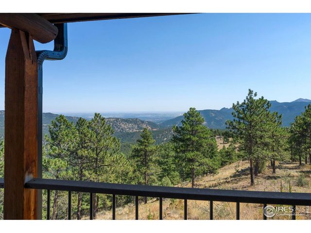 79 Weaver Dr, Boulder, CO 80302