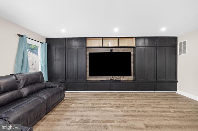 2710 FELTER LN, Bowie, MD 20715