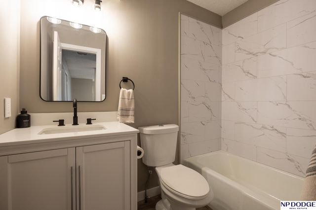 1801 Normandy Lane, Lincoln, NE 68512