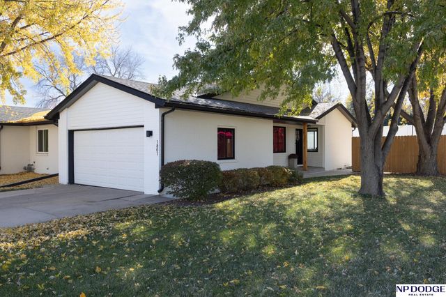 1801 Normandy Lane, Lincoln, NE 68512