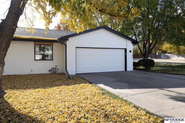 1801 Normandy Lane, Lincoln, NE 68512