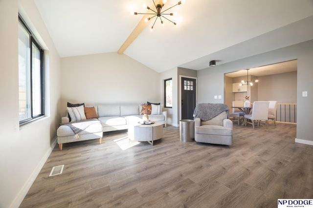 1801 Normandy Lane, Lincoln, NE 68512