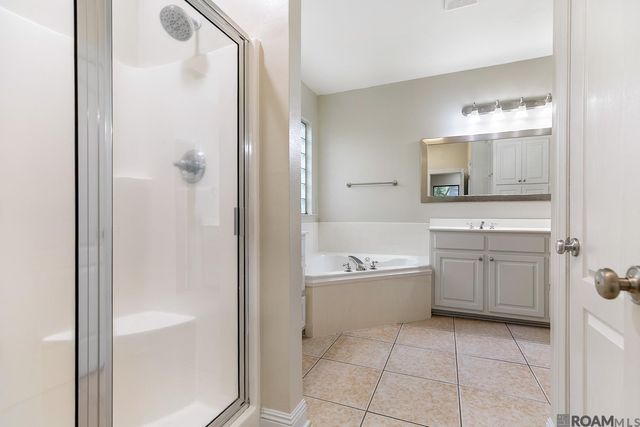 4001 Moss Trail Dr, Zachary, LA 70791