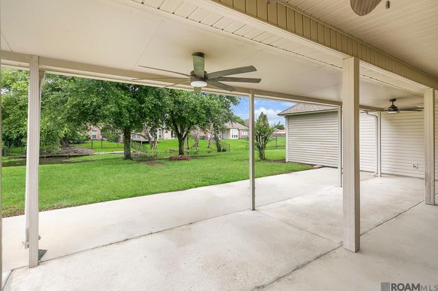 4001 Moss Trail Dr, Zachary, LA 70791