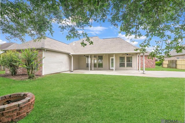 4001 Moss Trail Dr, Zachary, LA 70791