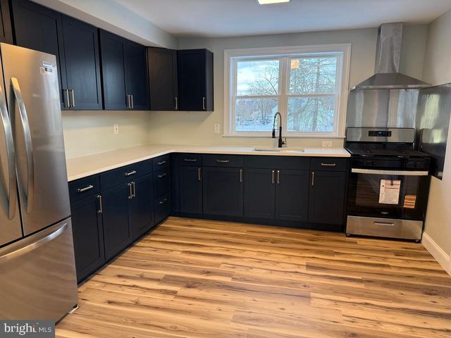 111 E BARBER AVE, Woodbury, NJ 08096