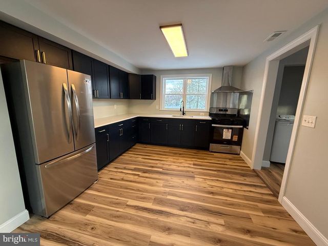 111 E BARBER AVE, Woodbury, NJ 08096