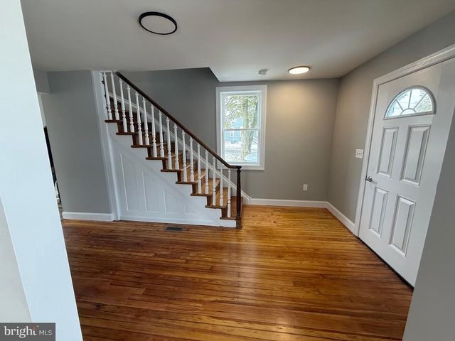 111 E BARBER AVE, Woodbury, NJ 08096