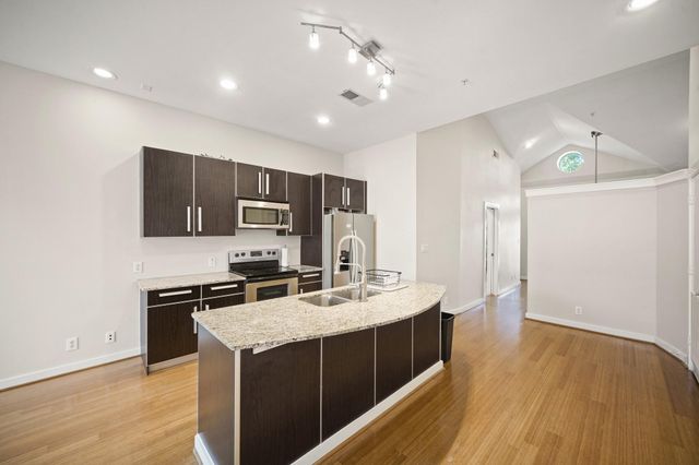 806 Jackson Hill Street 302, Houston, TX 77007