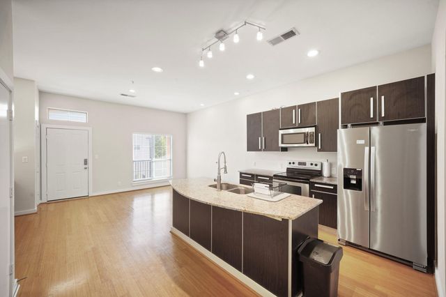 806 Jackson Hill Street 302, Houston, TX 77007