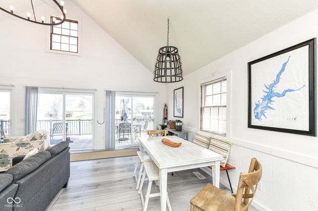 186 Mill Springs, Coatesville, IN 46121