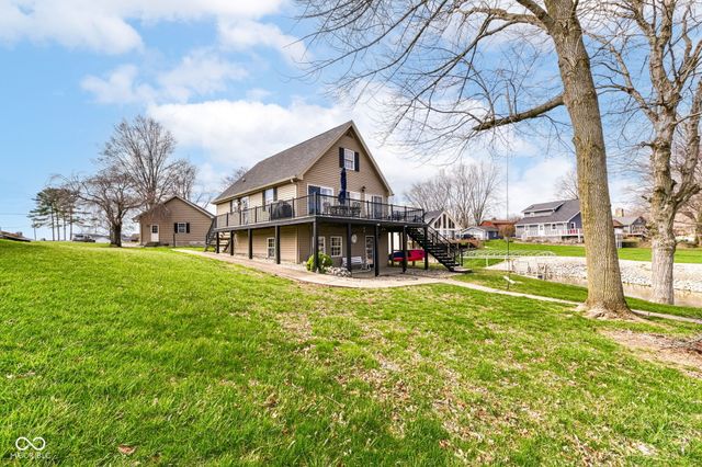 186 Mill Springs, Coatesville, IN 46121