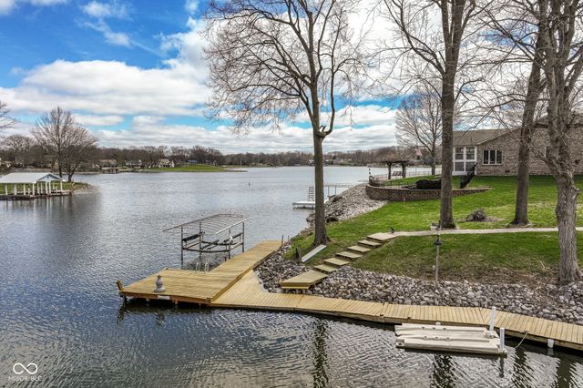 186 Mill Springs, Coatesville, IN 46121