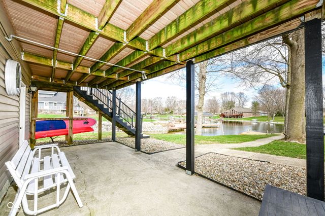 186 Mill Springs, Coatesville, IN 46121