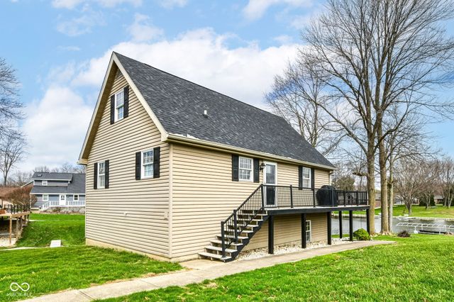 186 Mill Springs, Coatesville, IN 46121