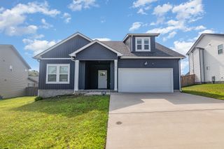 913 Recurve Ct, Clarksville, TN 37042