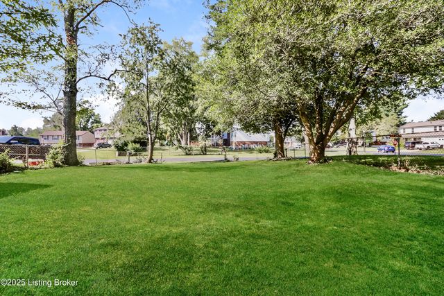 4401 Culpepper Cir, Fincastle, KY 40241