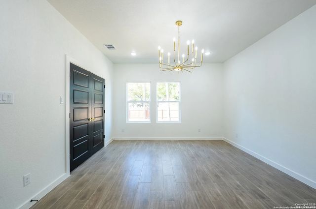 229 Colonial Ln, La Vernia, TX 78121