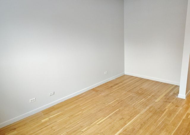 10116 Peach Parkway N110, Skokie, IL 60076