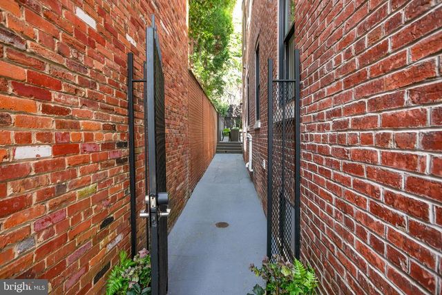 2807 Q STREET, Washington, DC 20007