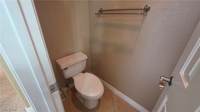 604 PALMWOOD Lane, Las Vegas, NV 89123