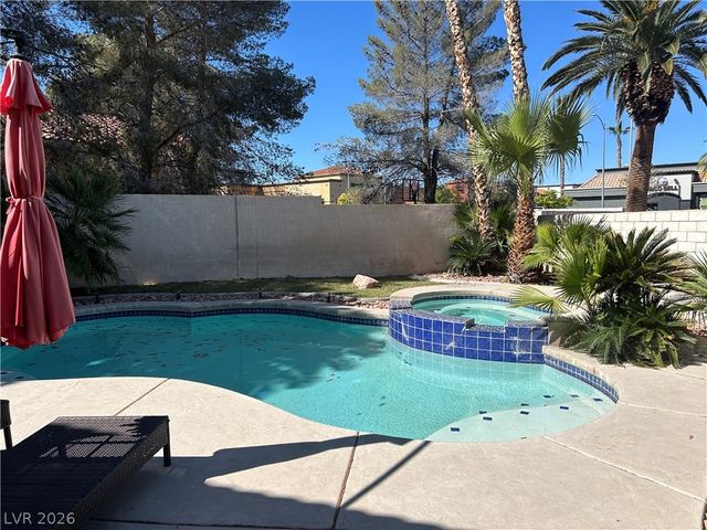604 PALMWOOD Lane, Las Vegas, NV 89123
