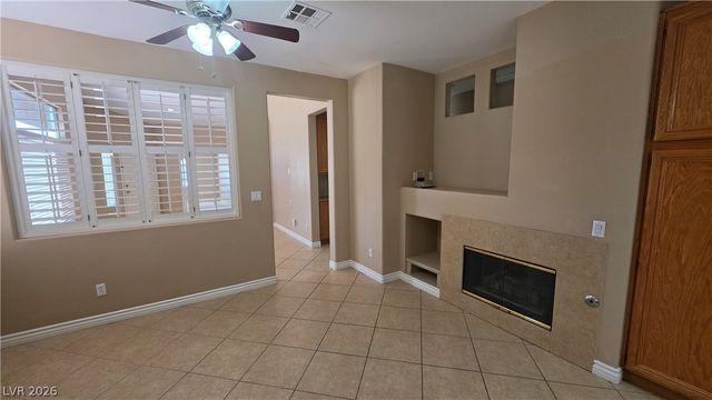 604 PALMWOOD Lane, Las Vegas, NV 89123