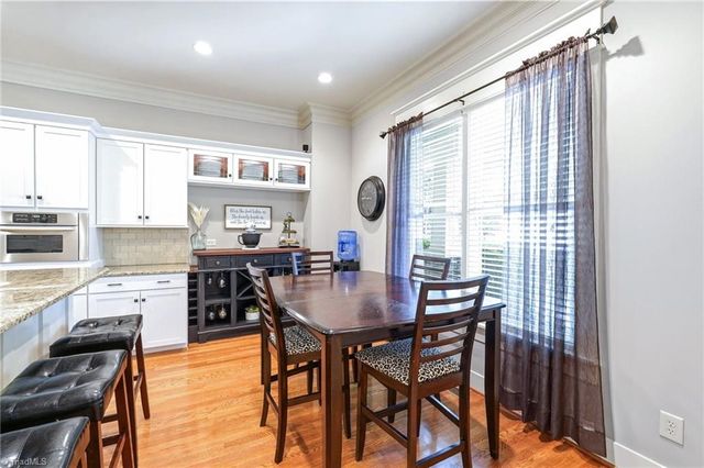 2105 Stone Ridge Place, Winston-salem, NC 27107