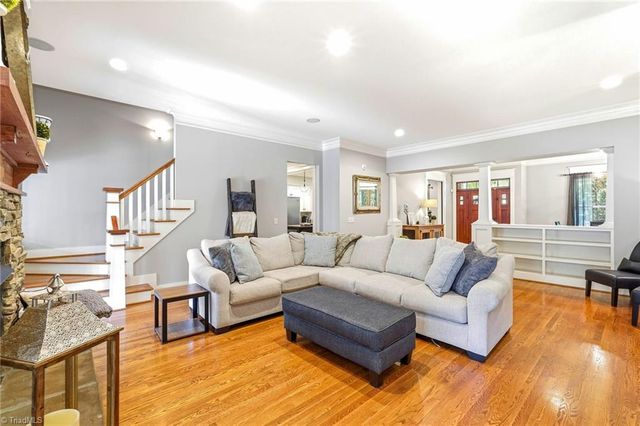 2105 Stone Ridge Place, Winston-salem, NC 27107