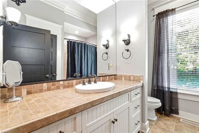2105 Stone Ridge Place, Winston-salem, NC 27107