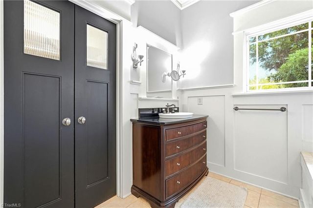 2105 Stone Ridge Place, Winston-salem, NC 27107