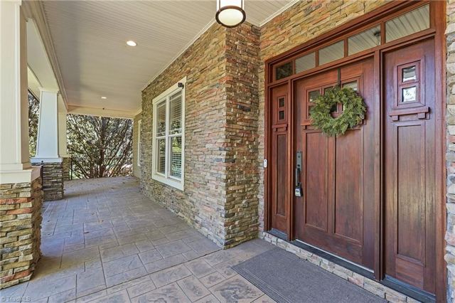 2105 Stone Ridge Place, Winston-salem, NC 27107