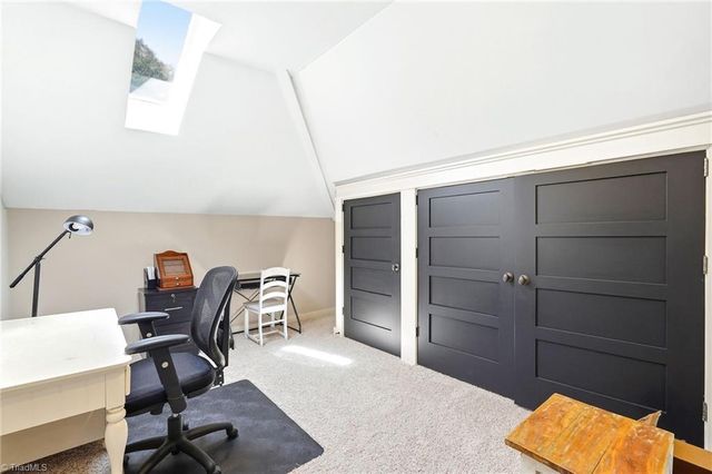 2105 Stone Ridge Place, Winston-salem, NC 27107