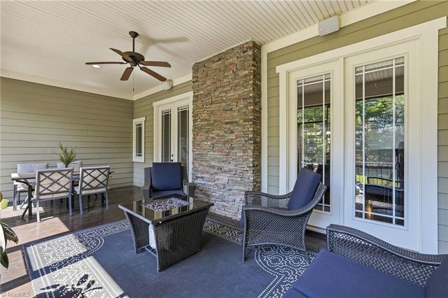 2105 Stone Ridge Place, Winston-salem, NC 27107
