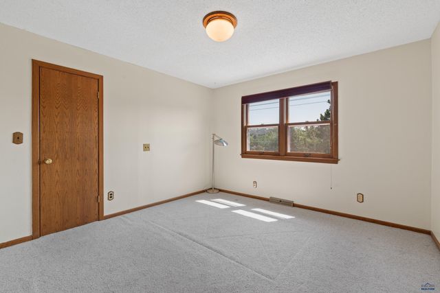 4941 SHERIDAN LAKE RD, Rapid City, SD 57702