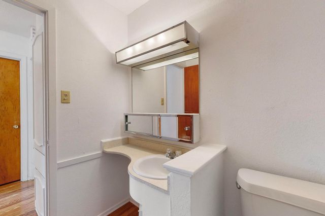 304 NW Summercrest Boulevard, Burleson, TX 76028