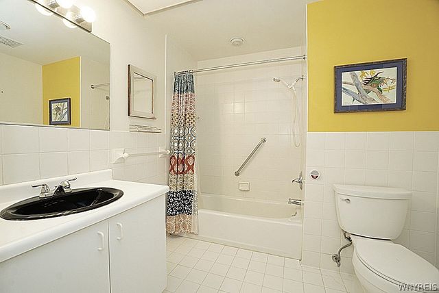 200 Lakefront Boulevard 301, Buffalo, NY 14202