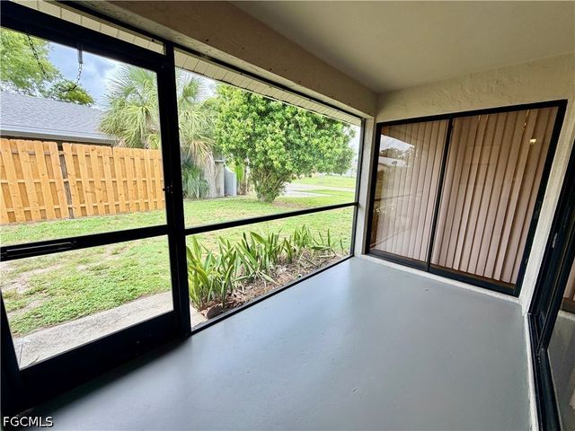 2332 SE 6th TER B, Cape Coral, FL 33990