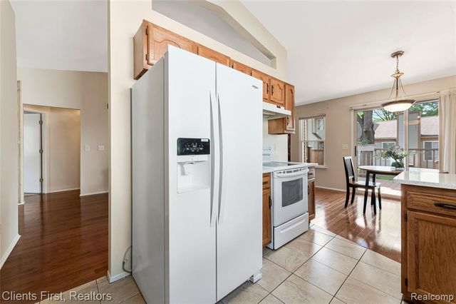 35533 Dove Trail 24, Westland, MI 48185